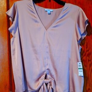 Bar III short sleeve v-neck blouse 👚